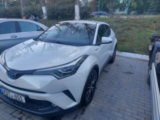 Toyota C-HR foto 3