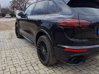 Porsche Cayenne foto 2