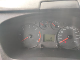 Ford Transit фото 8