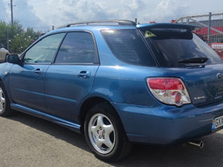 Subaru Impreza foto 4