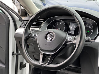 Volkswagen Passat foto 9