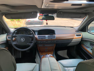 BMW 7 Series foto 6