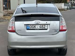 Toyota Prius foto 6