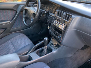 Toyota Carina foto 9