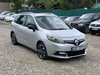 Renault Grand Scenic foto 2