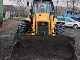 JCB foto 4