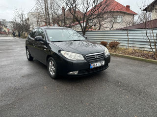 Hyundai Elantra foto 4