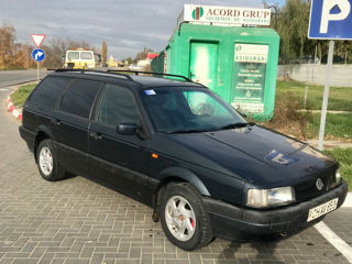 Volkswagen Passat foto 2