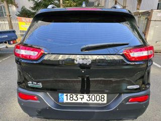 Jeep Cherokee foto 3