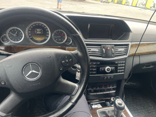 Mercedes E-Class foto 8