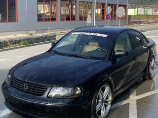 Volkswagen Passat foto 1