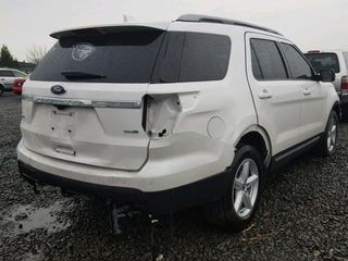 Ford Explorer foto 4