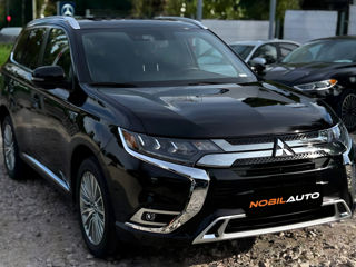 Mitsubishi Outlander foto 2