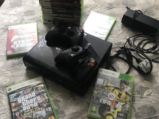 Vînd xbox 360 foto 7