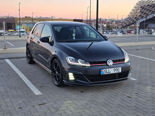 Volkswagen Golf foto 2