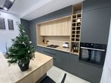 Spre vinzare urgenta apartament cu 4 camere  in Bloc Nou Design Unic foto 2