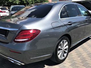 Mercedes E-Class foto 4