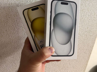 iPhone 15 128 Black / Yellow.