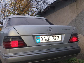 Mercedes Series (W124) foto 8