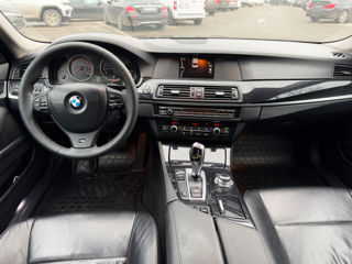 BMW 5 Series foto 10