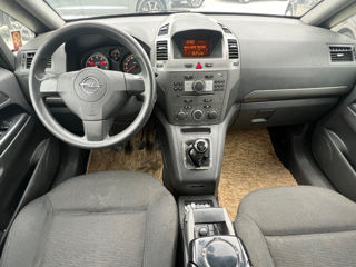 Opel Zafira foto 10