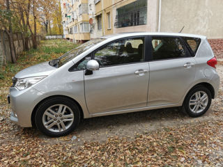 Subaru Trezia foto 6