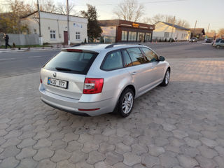 Skoda Octavia foto 4