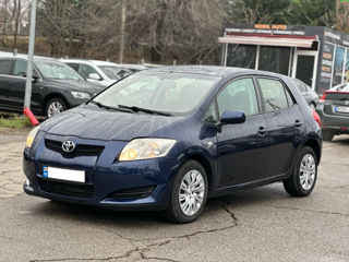 Toyota Auris foto 2