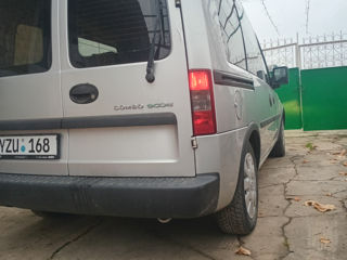 Opel Combo foto 4