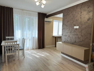 Apartament cu 2 camere, 60 m², Botanica, Chișinău foto 1