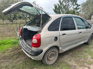 Citroen Xsara Picasso foto 5