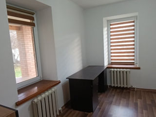 Apartament cu 3 camere, 82 m², Centru, Chișinău foto 3