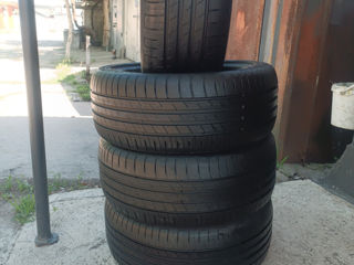 215/45R17 --4шт.(Goodyear 2020год.)