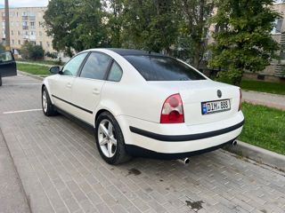 Volkswagen Passat foto 5