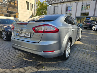 Ford Mondeo foto 5