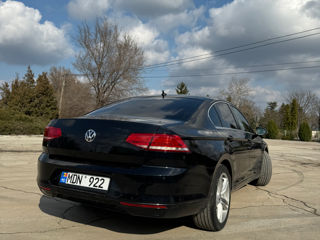 Volkswagen Passat foto 2