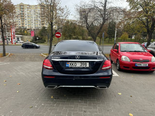 Mercedes E-Class foto 5