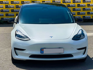 Tesla Model 3 foto 5