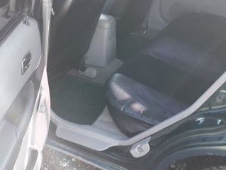 Mazda 323 foto 4