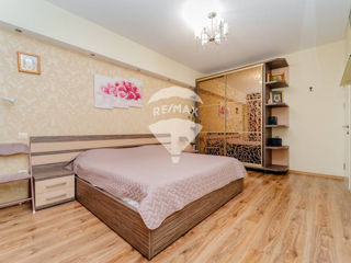 Apartament cu 3 camere, 91 m², Buiucani, Chișinău foto 6