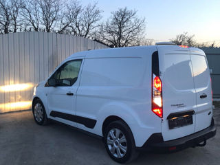 Ford Transit Connect foto 4