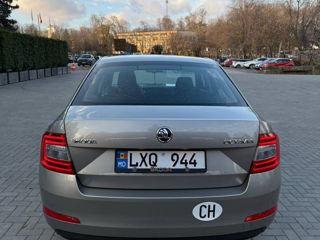 Skoda Octavia foto 4