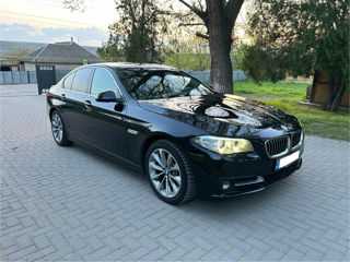 BMW 5 Series foto 5