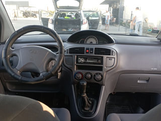 Hyundai Matrix foto 8