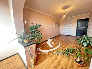 Apartament cu 3 camere, 72 m², Botanica, Chișinău foto 3