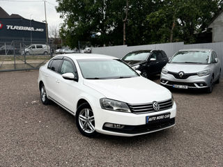 Volkswagen Passat foto 2