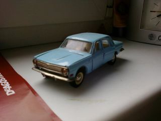 Caut masini de epoca made in URSS scala 1/43 foto 8