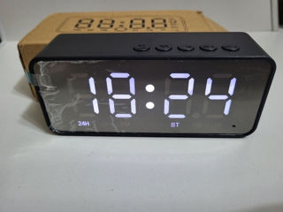Boxa portabila ceas alarmă, termometru, radio foto 1
