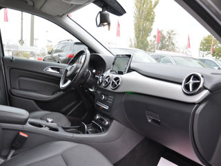 Mercedes B-Class foto 13