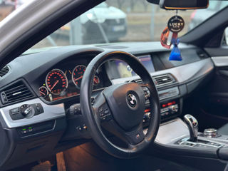 BMW 5 Series foto 11